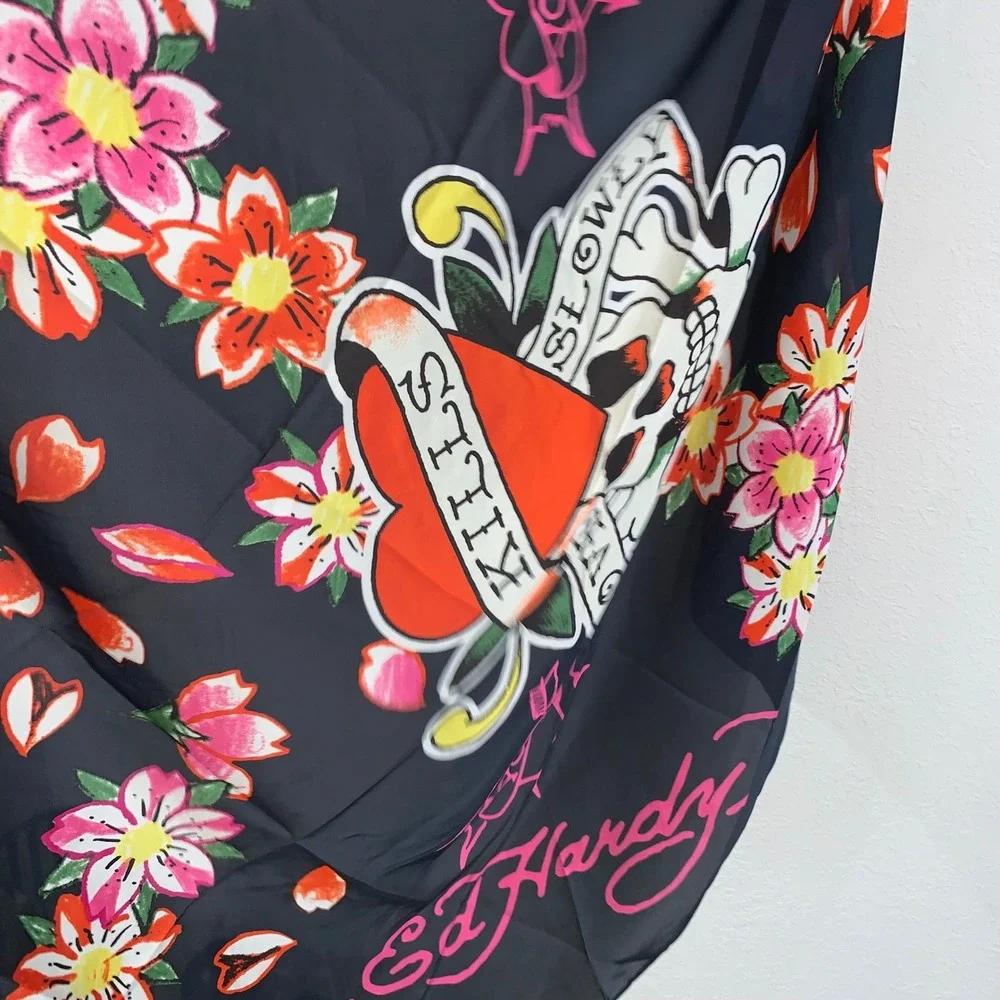 Ed‎ Hardy 4 ways to wear skull silky black red scarf 42 inches x 42 inches new